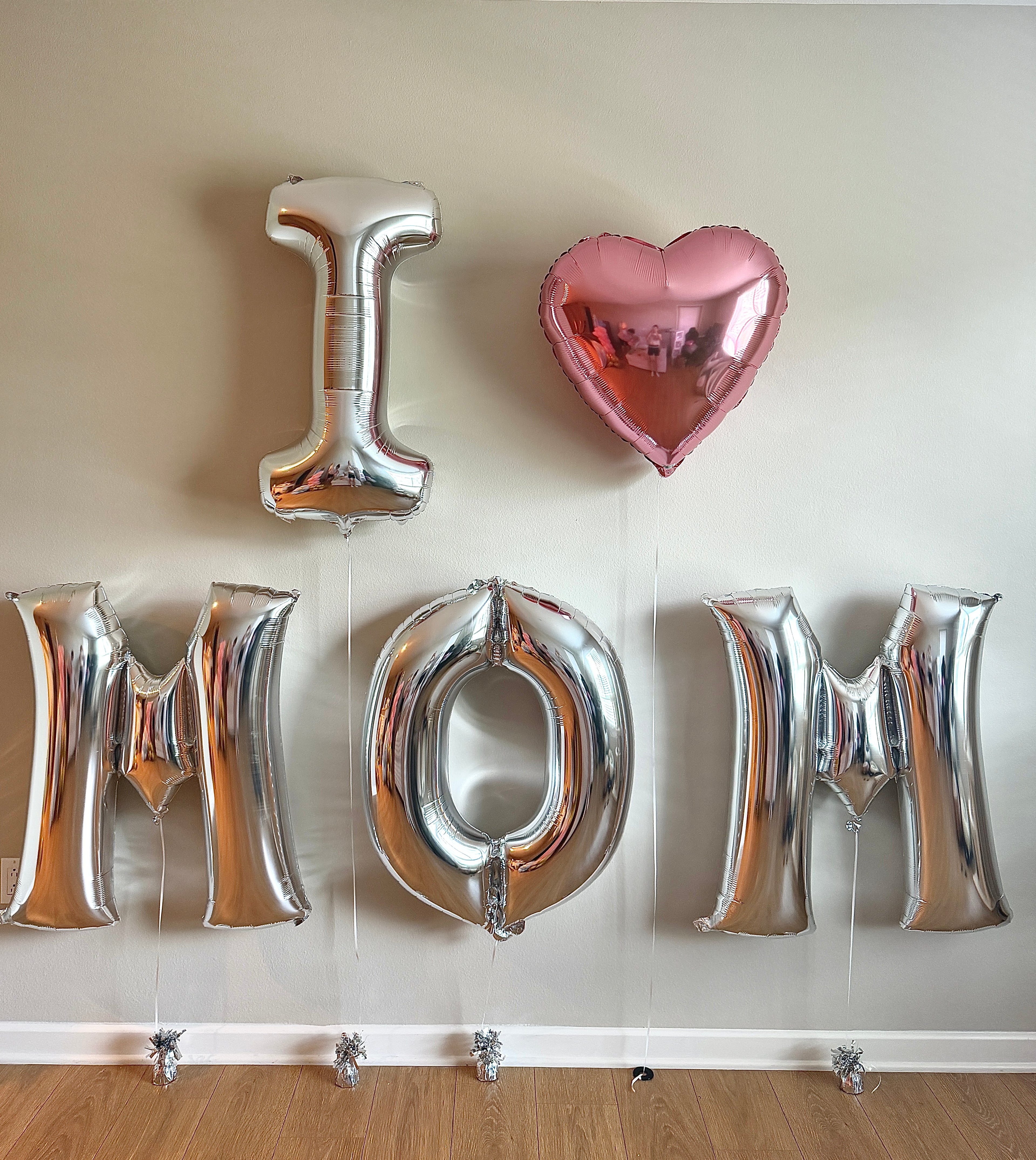 Giant I ❤️ Mom Helium Balloon Set